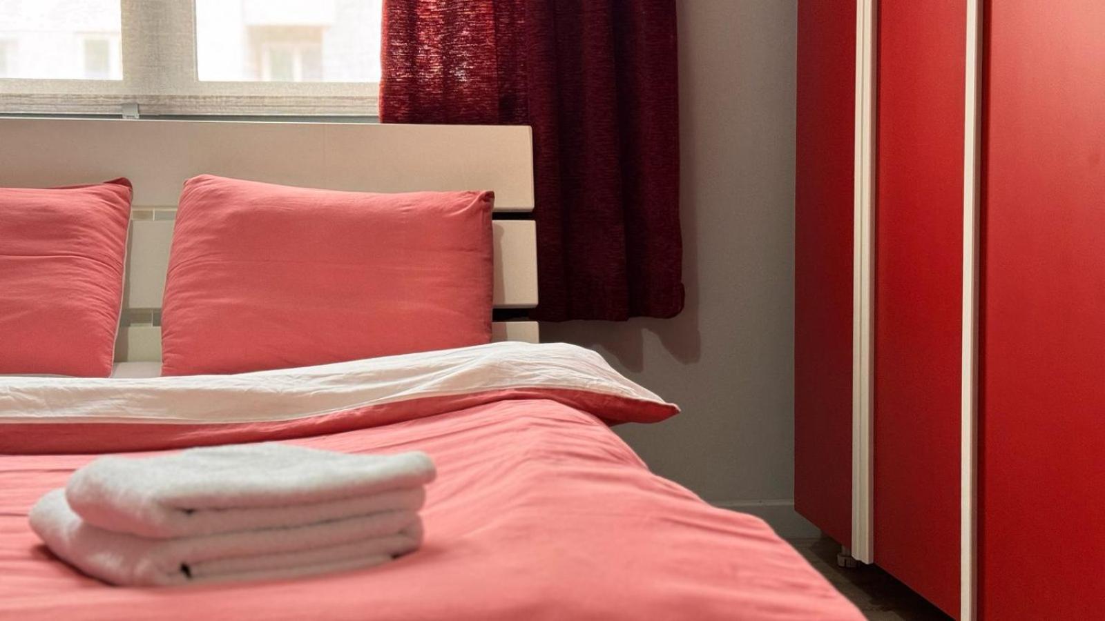 Terrace Flat In Heart Of