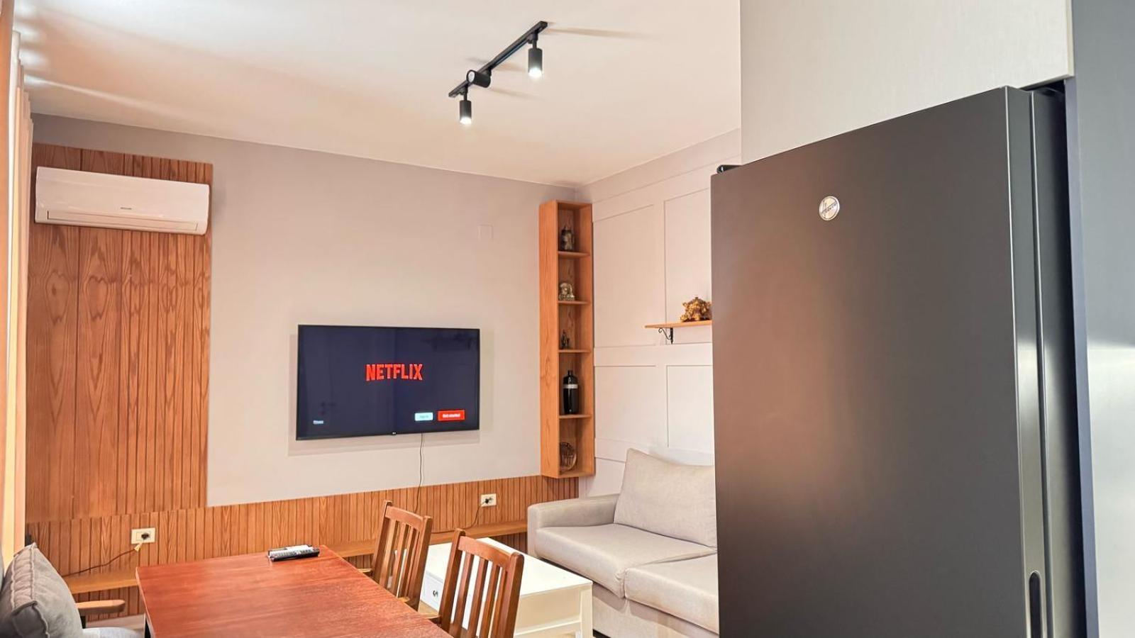 Terrace Flat In Heart Of Apartment Tirana