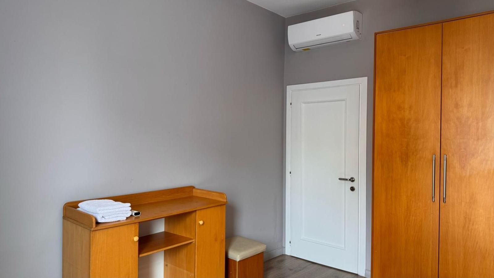 Apartment Terrace Flat In Heart Of *