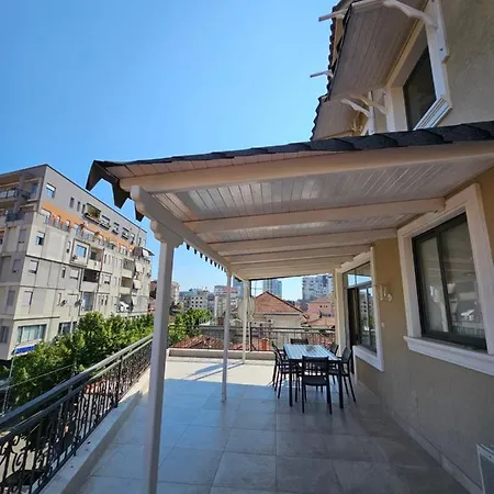 Terrace Flat In Heart Of Tirana Exterior photo