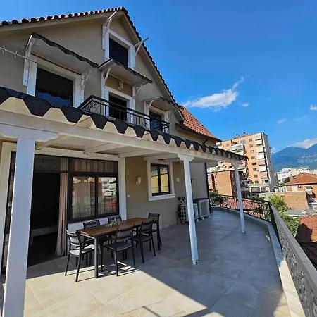 Terrace Flat In Heart Of Tirana Exterior photo